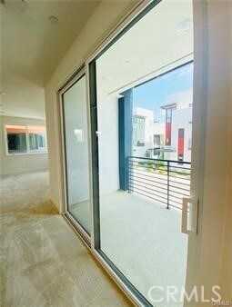 Building Photo - 402 Transport