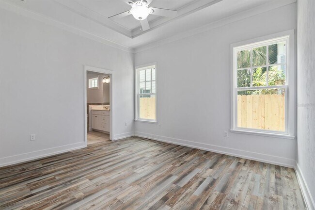 Building Photo - 420 NW 1st St