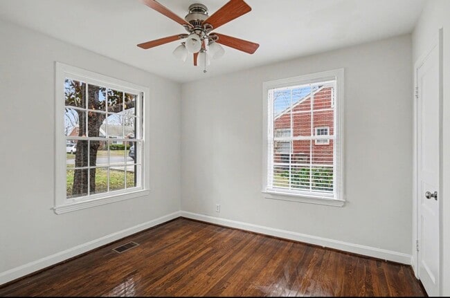 Building Photo - WestMeade Cottage*