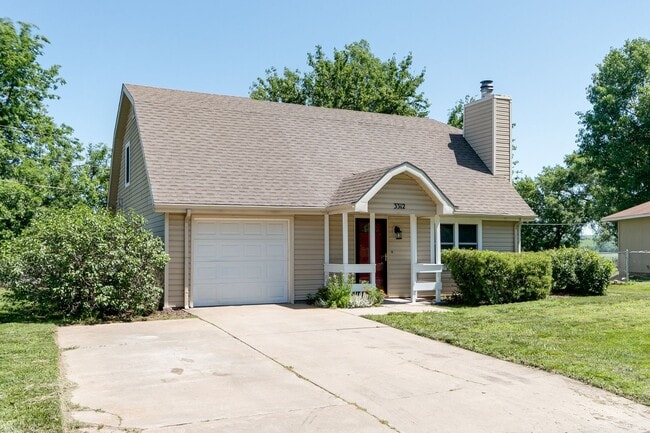 Primary Photo - Blending Relaxation & Sophistication Creat...