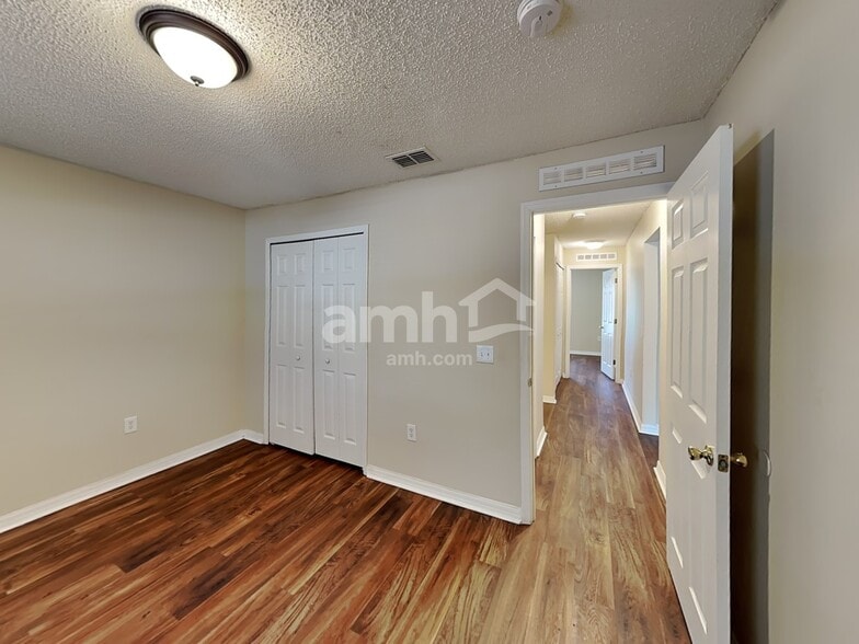 Building Photo - 1228 Welch Ridge Ter