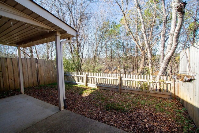 Building Photo - 157 Hayesbury Ct