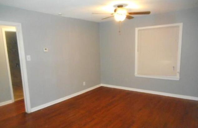 Building Photo - 1617 Cambridge Dr