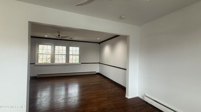 Building Photo - 364 Westwood Ave