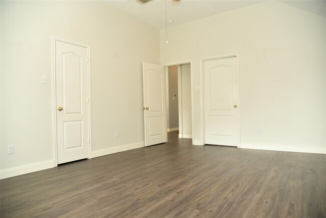 Building Photo - 17238 Granberry Gate Dr