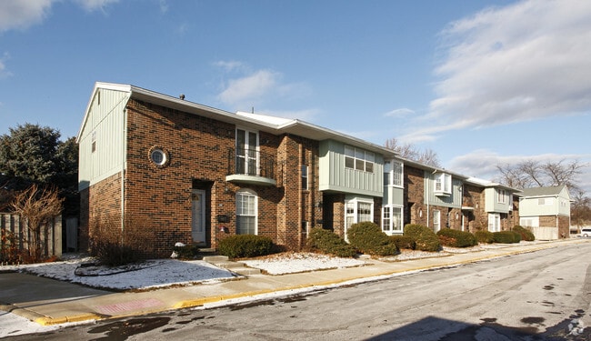 Primary Photo - Georgetown Condominiums