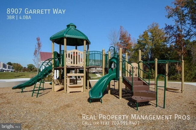 Building Photo - 8907 Garrett Way