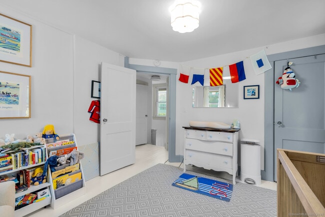 Building Photo - 53 Noroton Ave