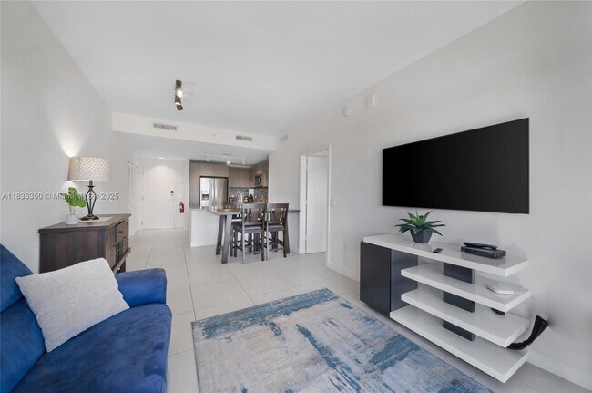 Building Photo - 5350 NW 84th Ave