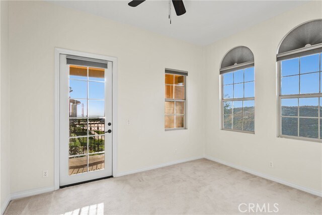 Building Photo - 32 Talmont