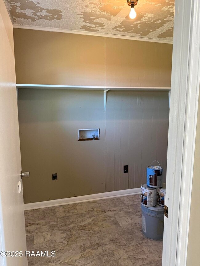 Building Photo - 2606 Brenda Dr