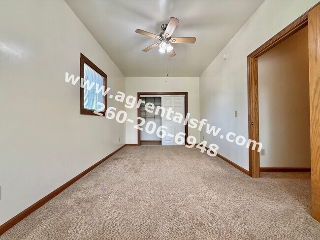 Building Photo - 1102 Runnion Ave