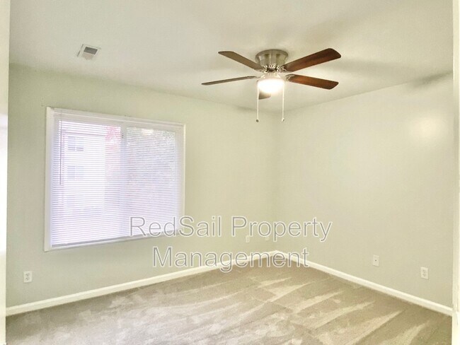 Building Photo - 161 Haverford Ct