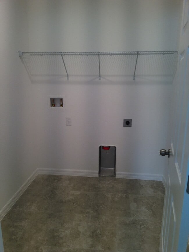 Building Photo - Overlook Reserve-3252 Emilio Pl Kissimmee, FL 34758