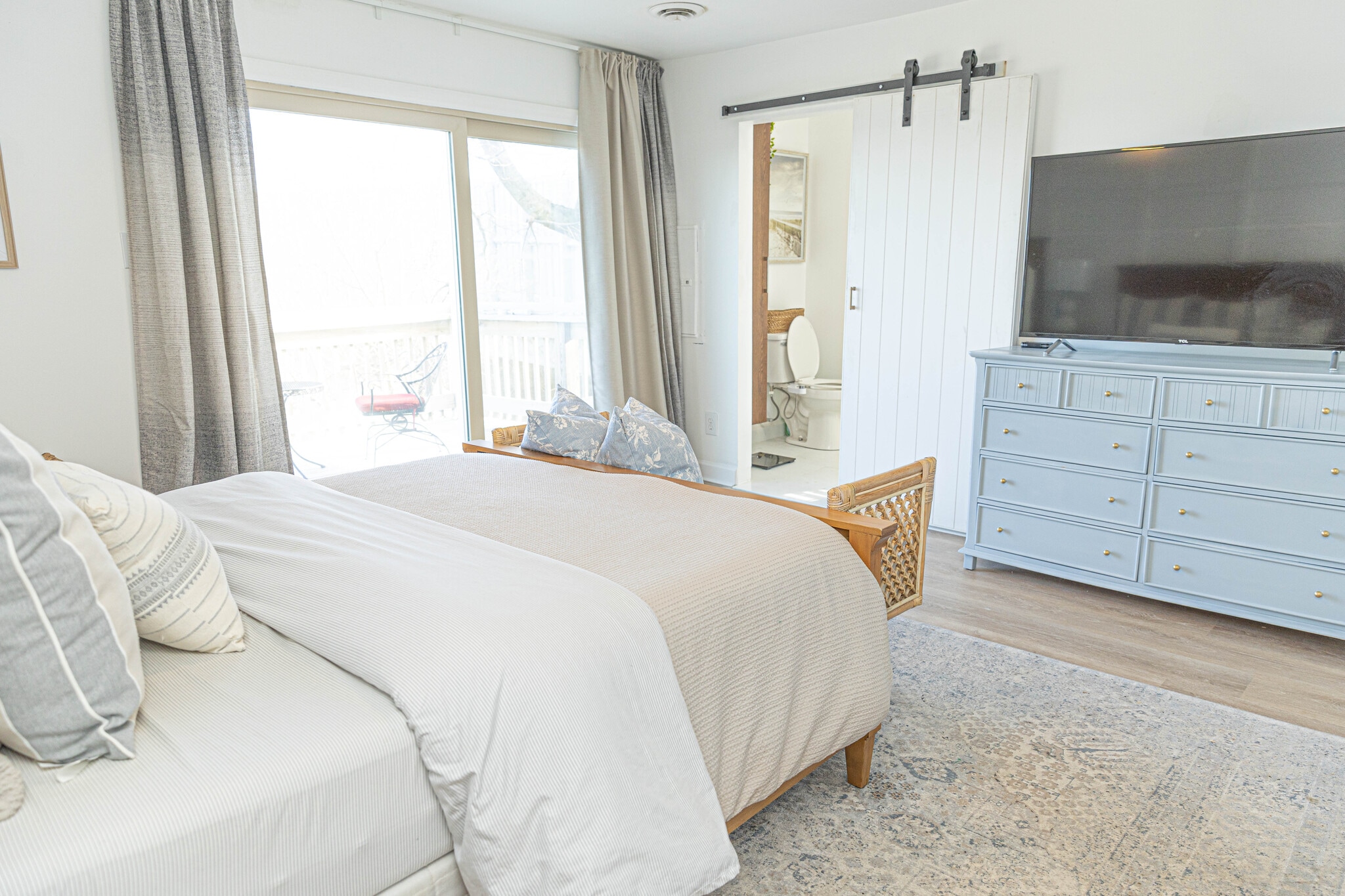 Building Photo - 212 Ambler St