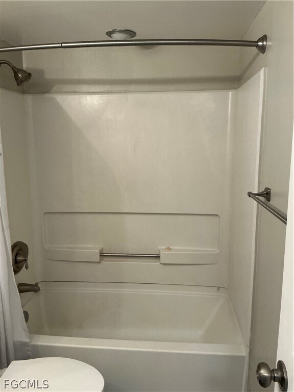 Building Photo - 2885 Palm Beach Blvd