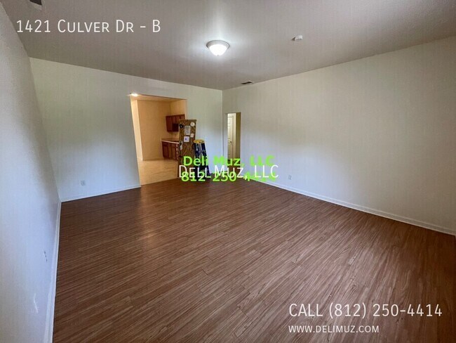 Building Photo - 1421 Culver Dr