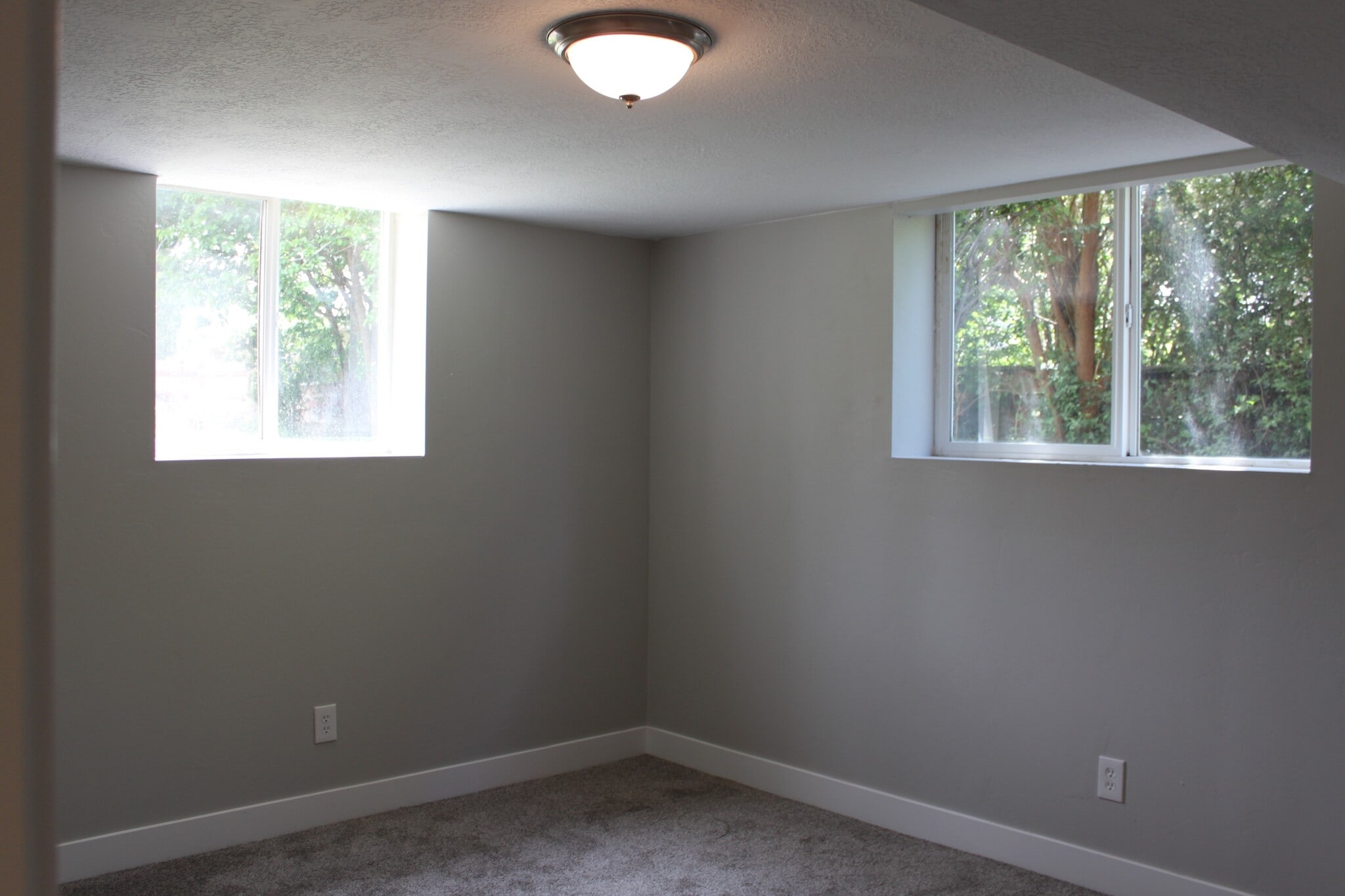 Building Photo - 429 W 2700 S