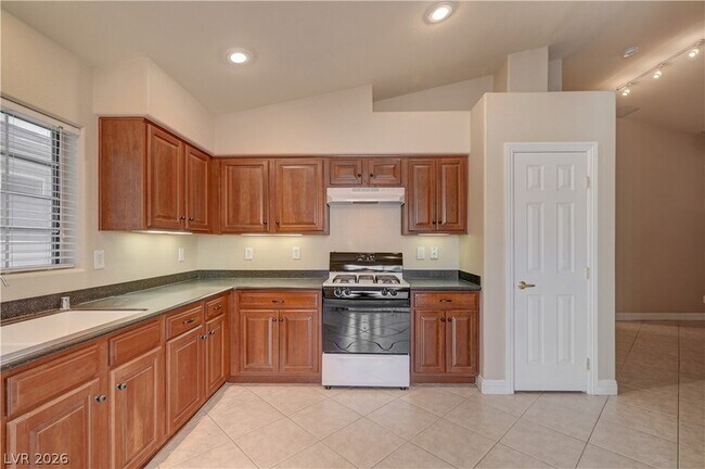 Building Photo - 8556 Lakota St