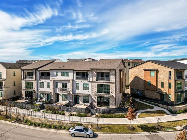 Building Photo - 4021 Manifest Ln