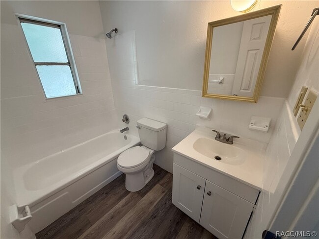 Building Photo - 7125 W Porpoise Dr
