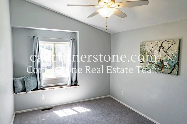 Building Photo - 1526 Chutney Ct