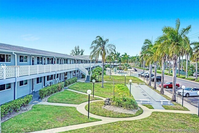 Building Photo - 600 Layne Blvd