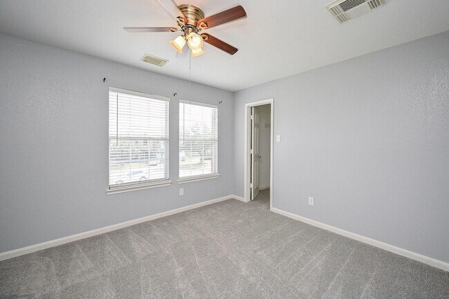 Building Photo - 6638 Autumn Sunset Ln