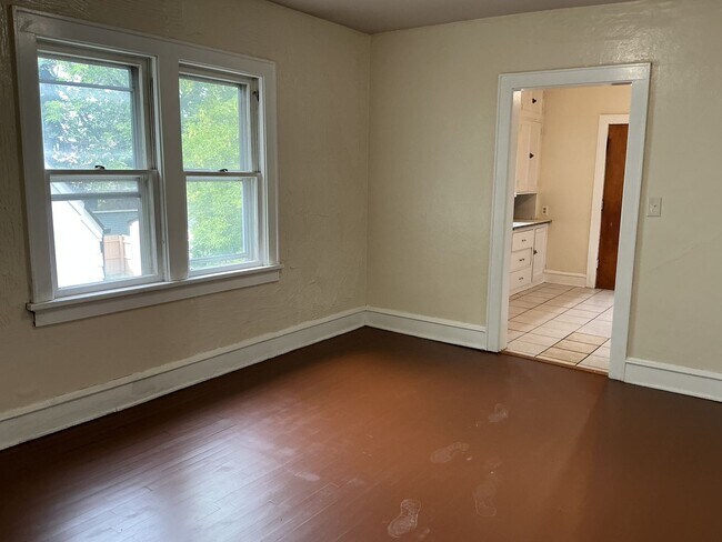 Building Photo - 5151 N 54th St