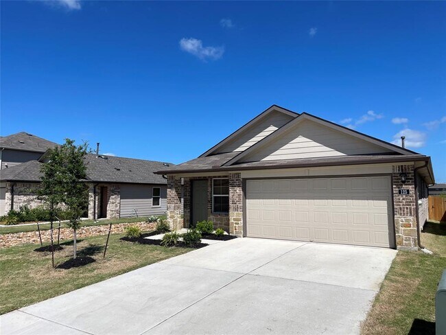 Building Photo - 125 Calgary Ln