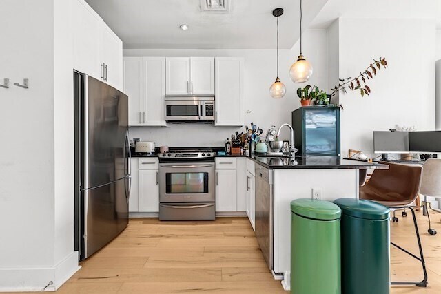 Building Photo - 70 Lincoln St