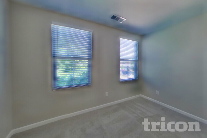 Building Photo - 1434 Havenbrook Dr