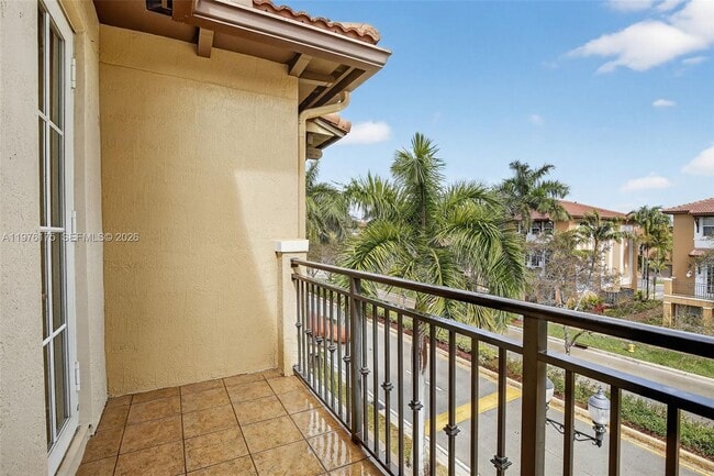 Building Photo - 1036 SW 147th Ave