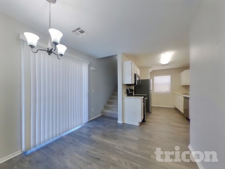 Building Photo - 13962 N 132nd Ln