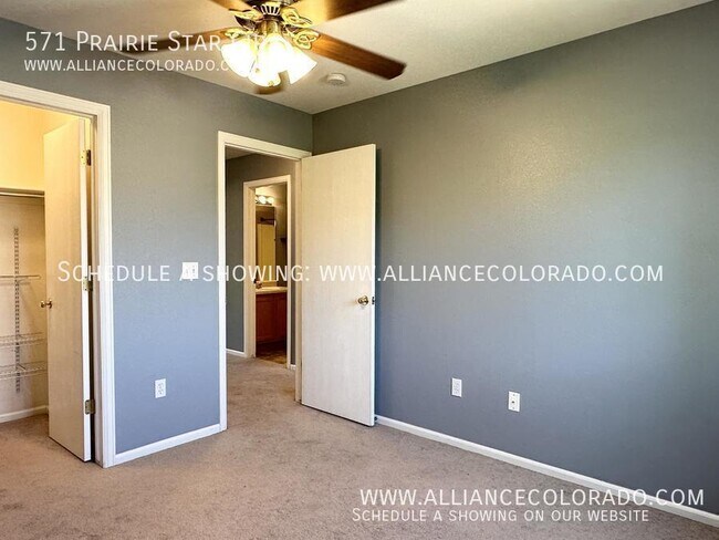 Building Photo - 571 Prairie Star Cir