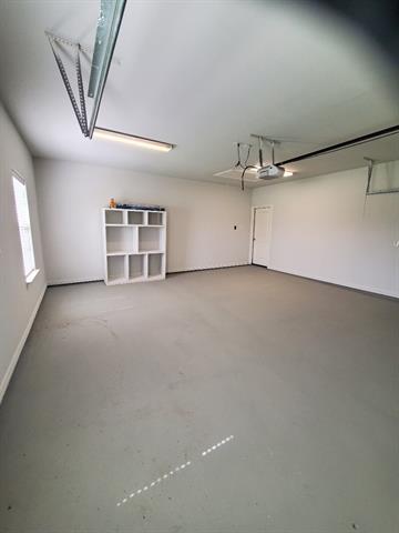 Building Photo - 989 Southgate Ct
