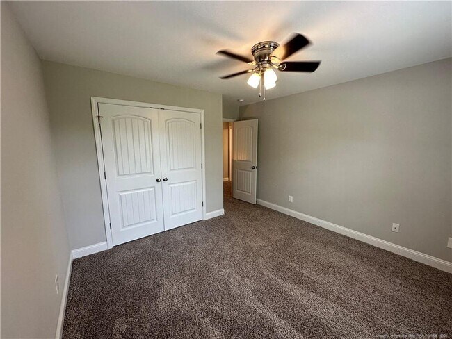 Building Photo - 919 Carolina Ave