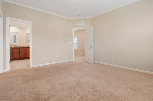 Building Photo - Charming 3BR Home with Loft, Fenced Yard & Community Pool