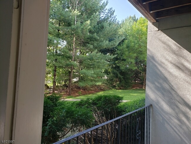 Building Photo - 1201 Brittany Dr