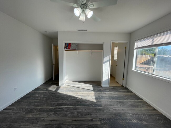 Building Photo - 1028 Grackle Ct
