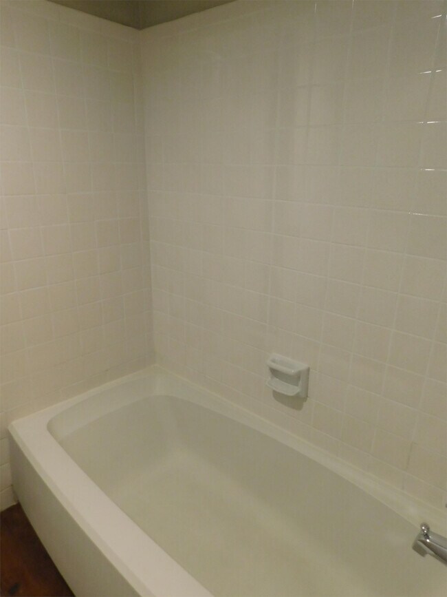 Building Photo - 4866 S Dudley St