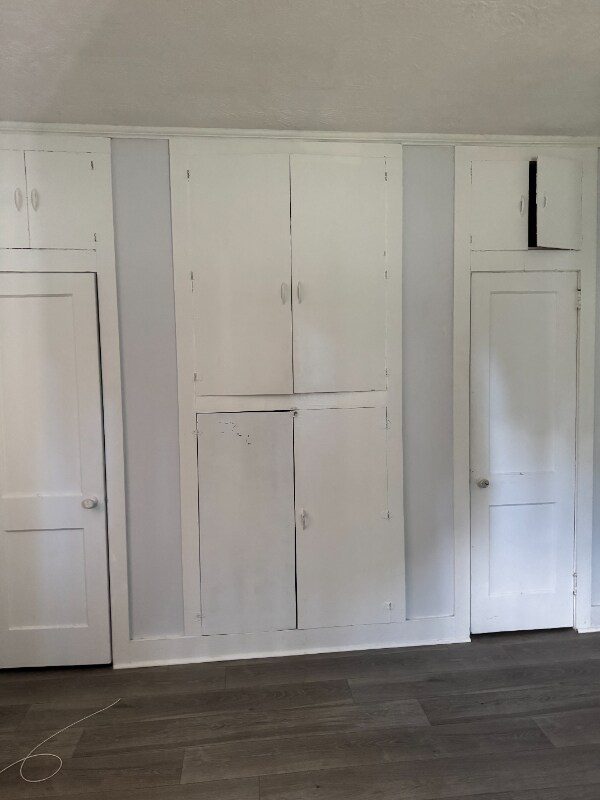 Building Photo - 6585 Voorhees Rd