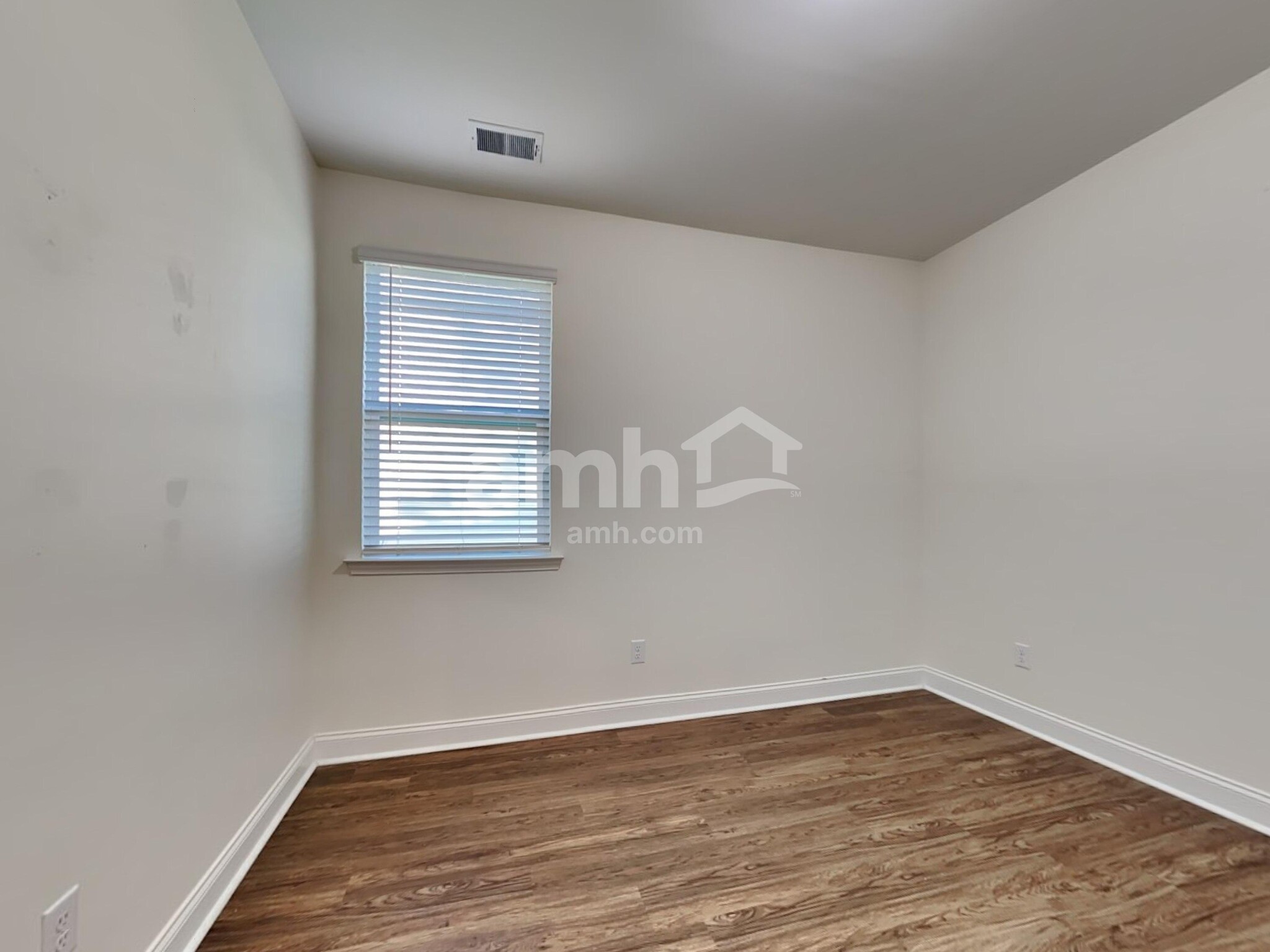 Building Photo - 116 Sweet Gum Dr
