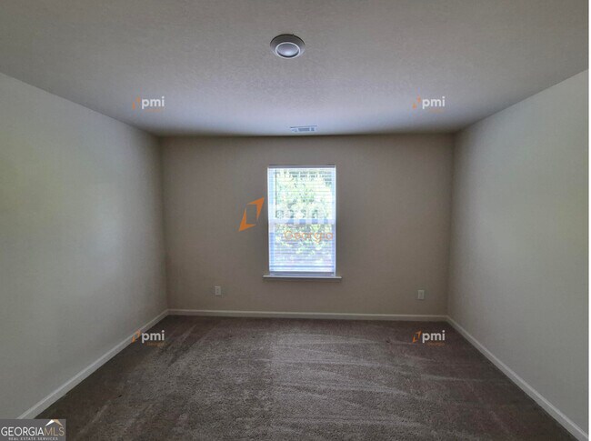 Building Photo - 115 Foley Dr