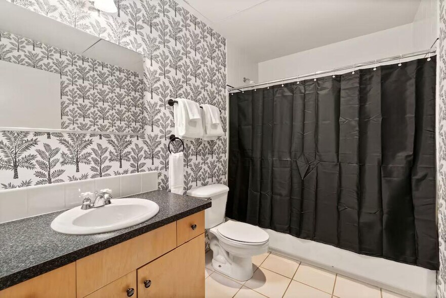 Building Photo - 1890 Wewatta St