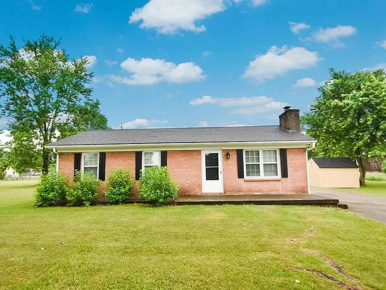 Primary Photo - 113 Moore Dr