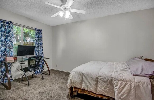 Building Photo - 13518 Cassia Way