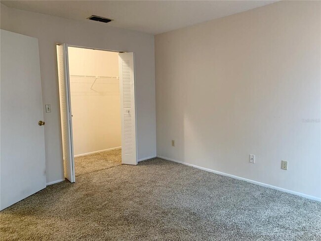 Building Photo - 3153 Ginger Cir