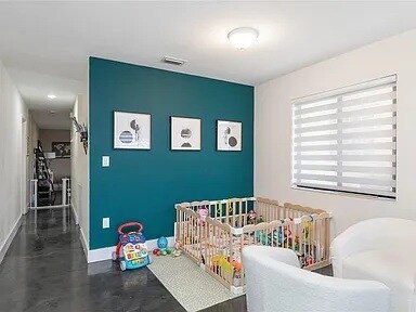 Building Photo - 3461 SW 24th St