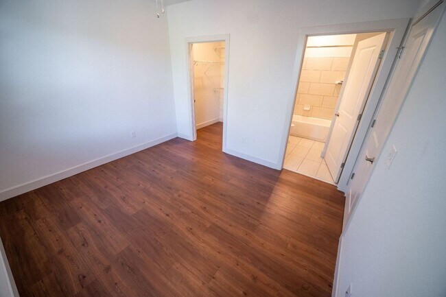 Interior Photo - The Quad